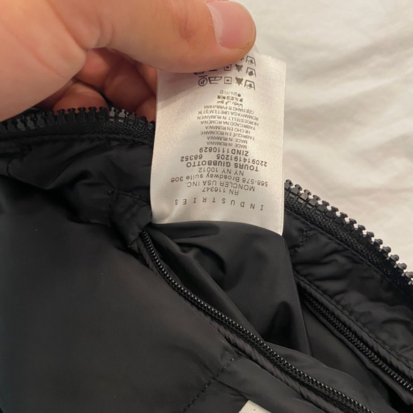 MONCLER JACKET - Picture 6 of 6